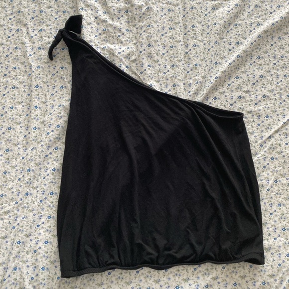 AE One Shoulder Top 🦅 - Picture 3 of 4